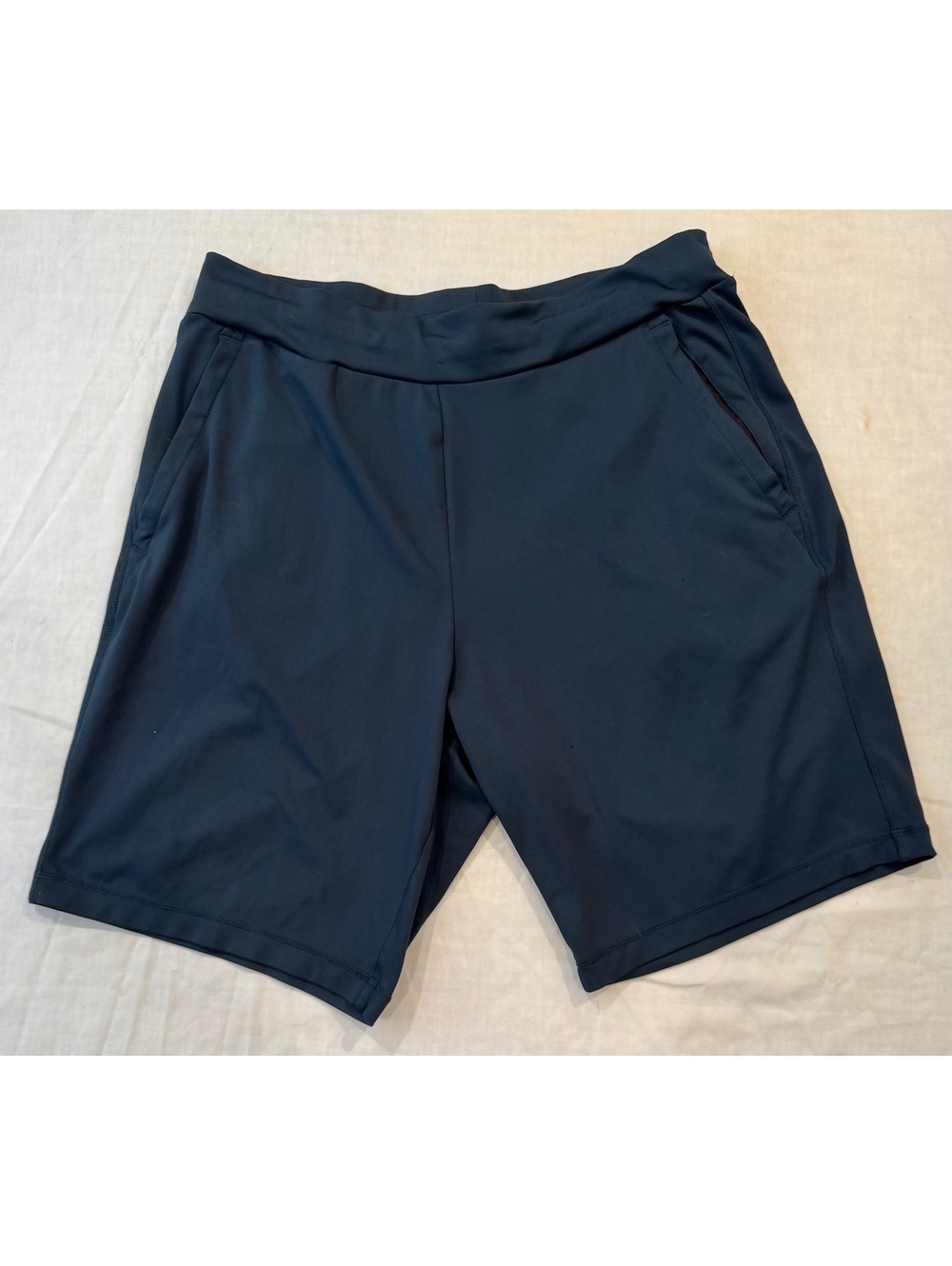 32 Degrees Cool Men’s Navy Blue Active Shorts Size M Stretch Performance